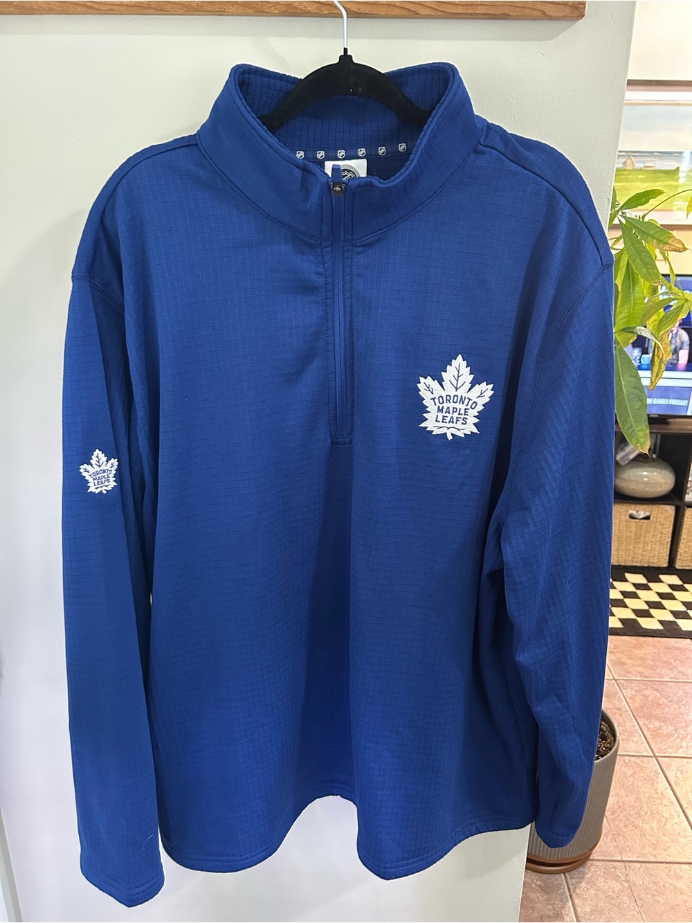 Toronto Maple Leafs NHL 1/4 Zip Pullover Jacket - Size XL